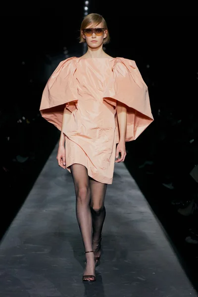 Look 17